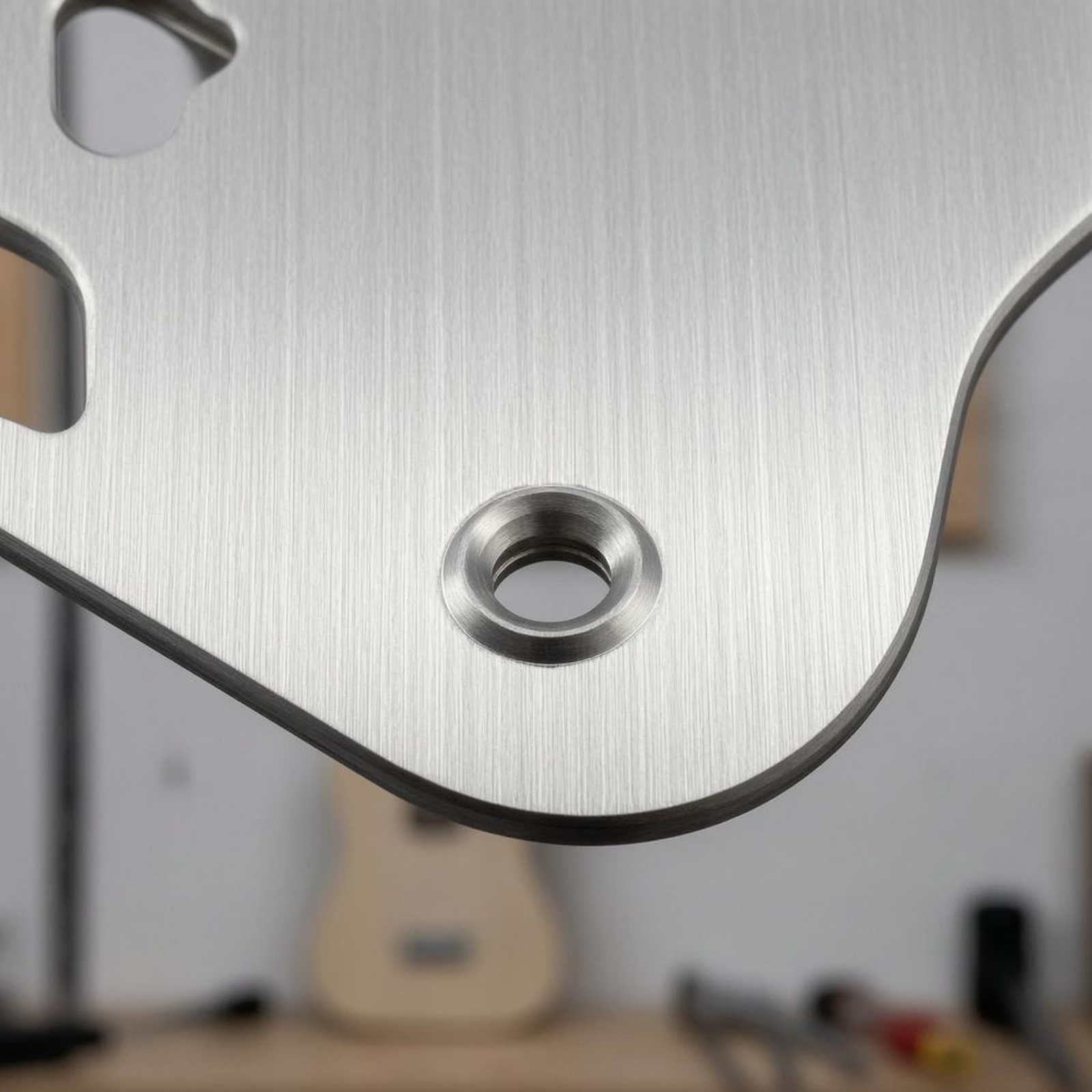 Electric Guitar Pickguard Alum - đánh giá và giá Musical Instruments